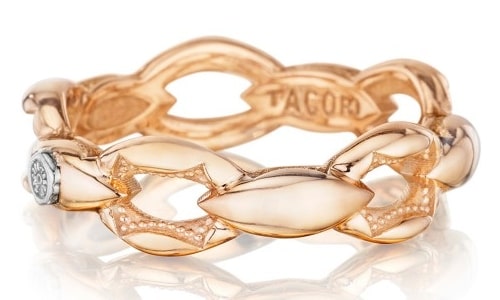 A chain fashion ring from TACORI features 18k rose gold
