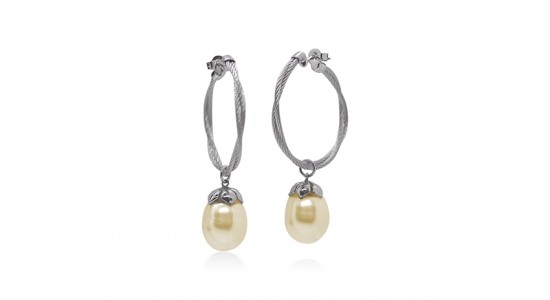 a white gold pair of hoop earrings featuring pearl drops